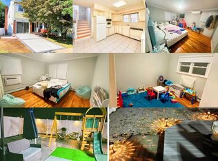 23339 39th Ave, Douglaston, NY 11363