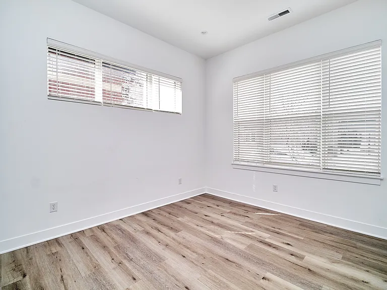 519 Fulton St — Photo 7