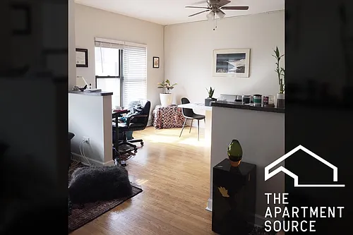 730 W Roscoe St #1N Photo 1