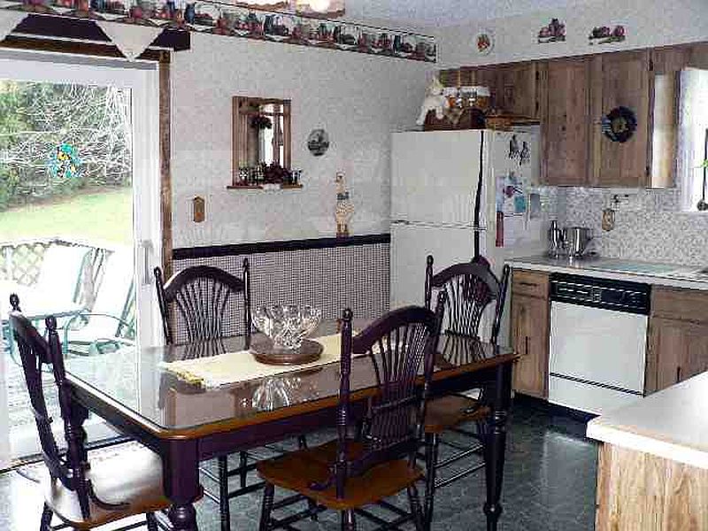 4th image of 17 ROD & GUN CLUB Road