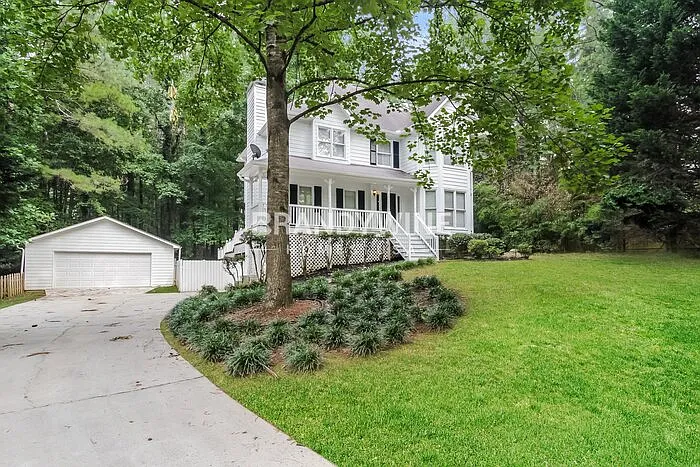 3 bed, 3.5 bath, 1844 sqft, $2,115 — Photo 3
