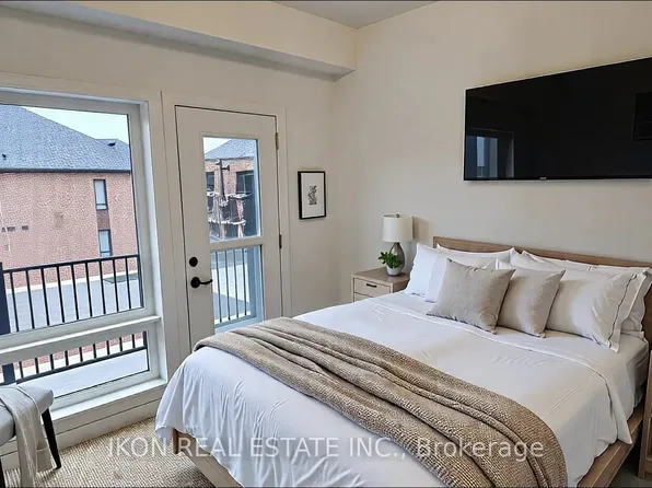 430 Salem Rd S, Ajax, ON L1S 0H2