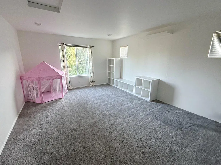 2622 Burley Dr — Photo 12