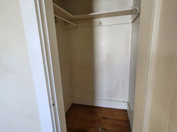 52 Hampshire St APT 32, Auburn, ME 04210