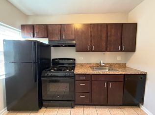 1342 W Argyle St APT 3S, Chicago, IL 60640