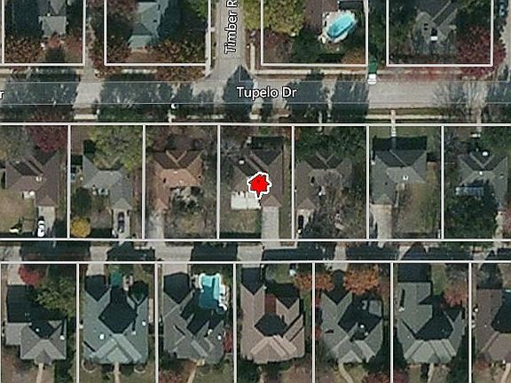 2nd image of 921 Tupelo Dr