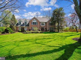 3271 History Dr, Oakton, VA