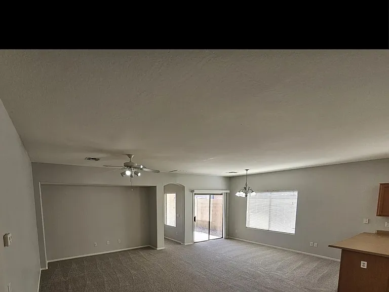 2865 E Superior Rd — Photo 11