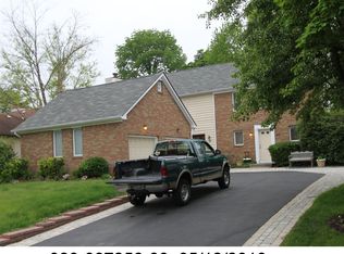 75 Groton Dr, Westerville, OH 43081