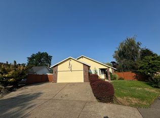 3021 Melanie Ln, Eugene, OR 97404