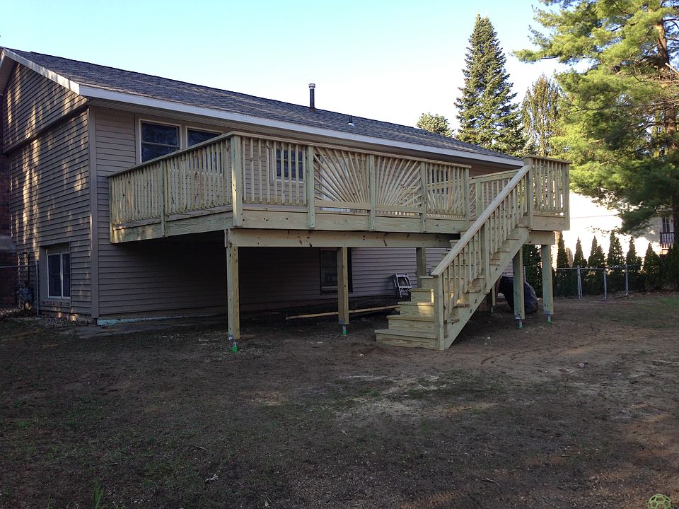 1st image of 10 Pine Tree Pl