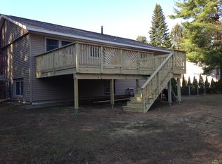 10 Pine Tree Pl, Clifton Park, NY 12065