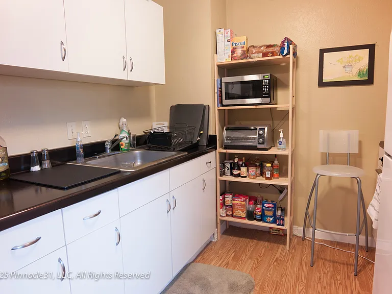 Pinnacle 31 — Photo 16