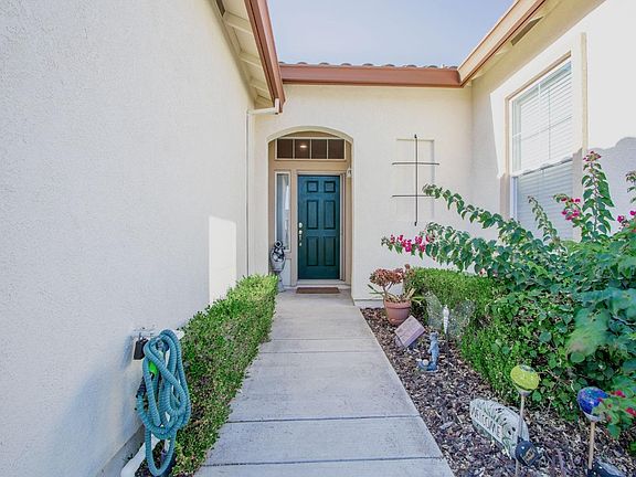 4th image of 503 Eagle Glen Way