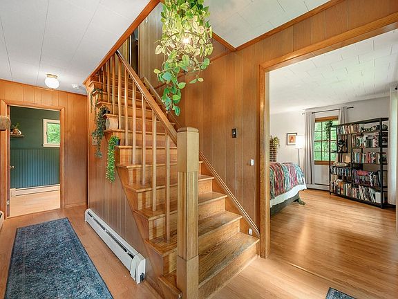 5th image of 1128 Hardscrabble Road