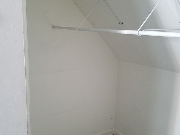 4th image of 3319 W Potomac Ave #2nd