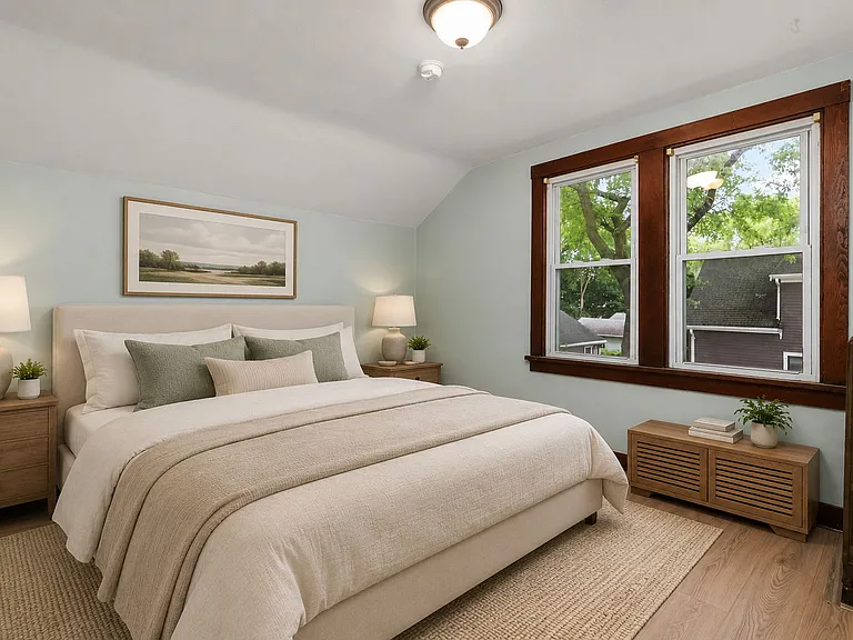21 Farwell St #2 — Photo 15