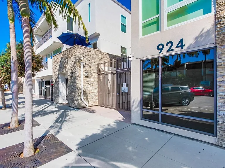 924 Hornblend St #311 — Photo 21