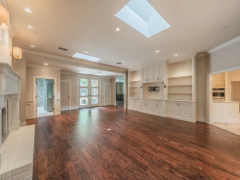 6724 Blue Meadow Dr — Photo 6