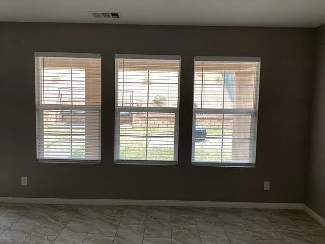 2520 Mulberry Ln — Photo 4