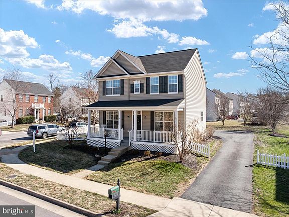 3rd image of 13201 Daldownie Ct