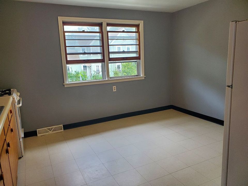 1st image of 348 Sherwood Ave APT 1