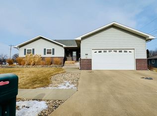 125 20th St SE, Huron, SD 57350