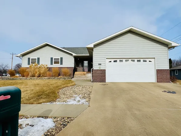 125 20th St SE, Huron, SD 57350