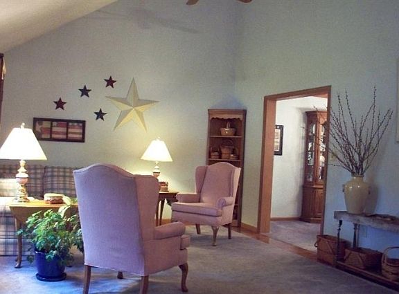 3rd image of 6850 Rosebud Way
