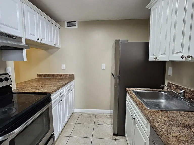 1720 N Congress Ave #107 — Photo 3