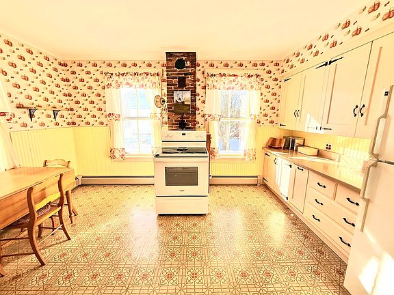 5th image of 317 VT Route 110