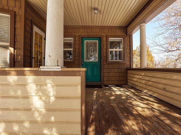 3rd image of 625 Lewis St #M