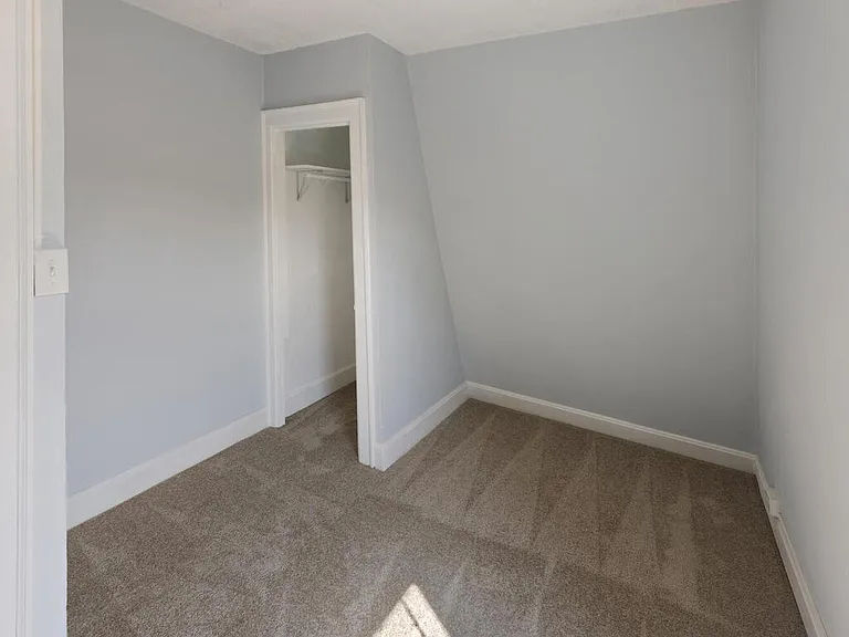 3237 Hennepin Ave — Photo 19