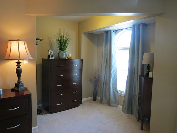 5th image of 8228 Blarney Ln