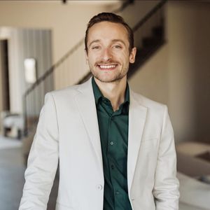 Joel McKay