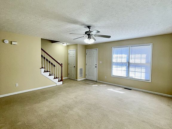 4th image of 525 Northwynd Cir #1
