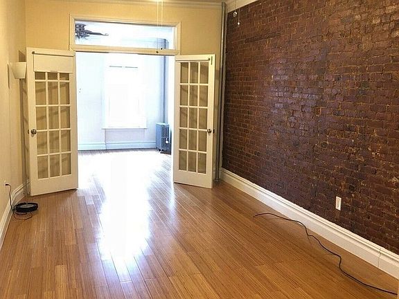 3rd image of 485 6th Ave APT 3L