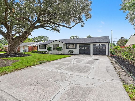 2nd image of 9515 Highmeadow Dr
