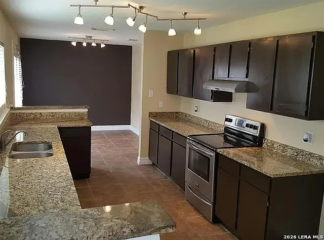 Building Photo - 1115 Arrowhead Trl