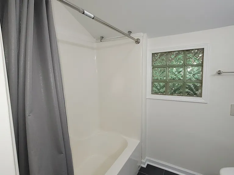 2107 Madison Ave — Photo 13