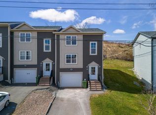 45 Fescue Ct, Halifax, NS B4E0L7