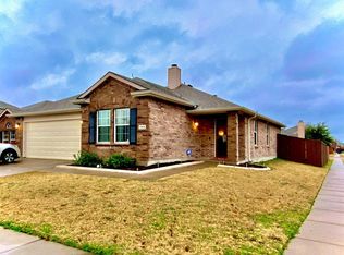 544 Eisenhower Ln, Lavon, TX 75166