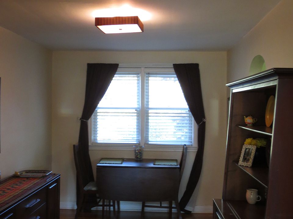 1st image of 566 Parker Ave