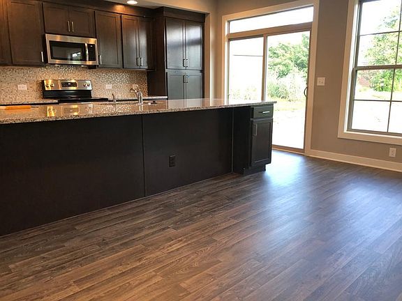 3rd image of 2222 Cypress Point Ln