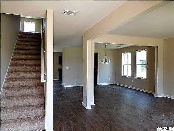 5th image of 1288 Maxwell Cir