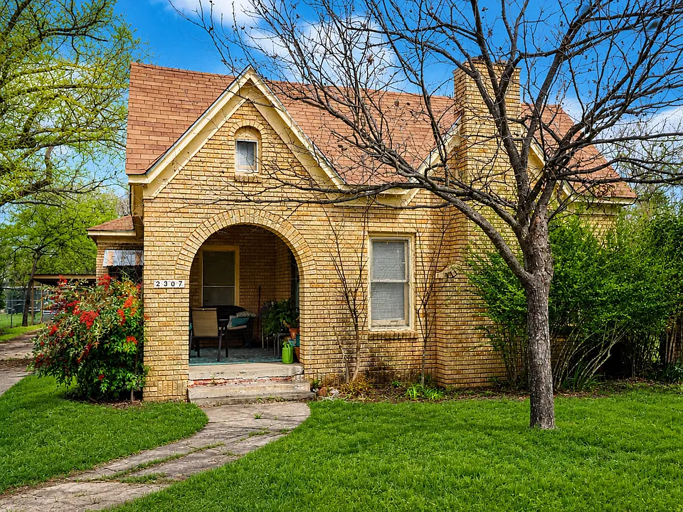 2307 Austin Ave
