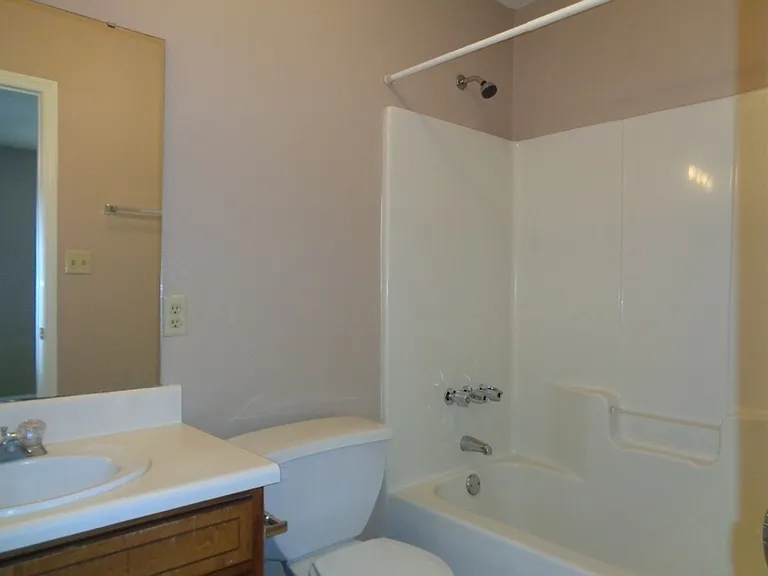 6118 Vinnie Dr — Photo 10