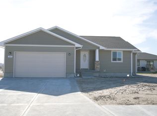 4301 Indiangrass Rd, Grand Island, NE 68803