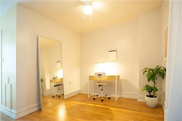 625 Oak St — Photo 11