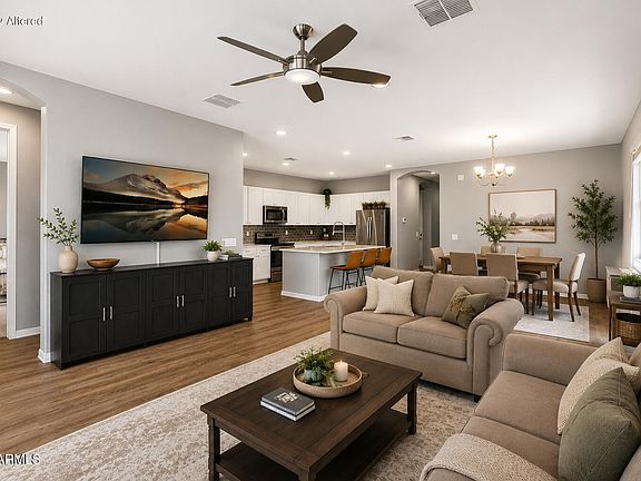 3rd image of 2818 W MARTINEZ Drive
